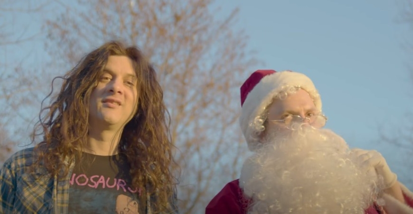 kurt_vile_must_be_santa_video